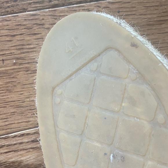 Chanel Wool Tweed and Lambskin Espadrilles Shoes - Picture 6 of 6